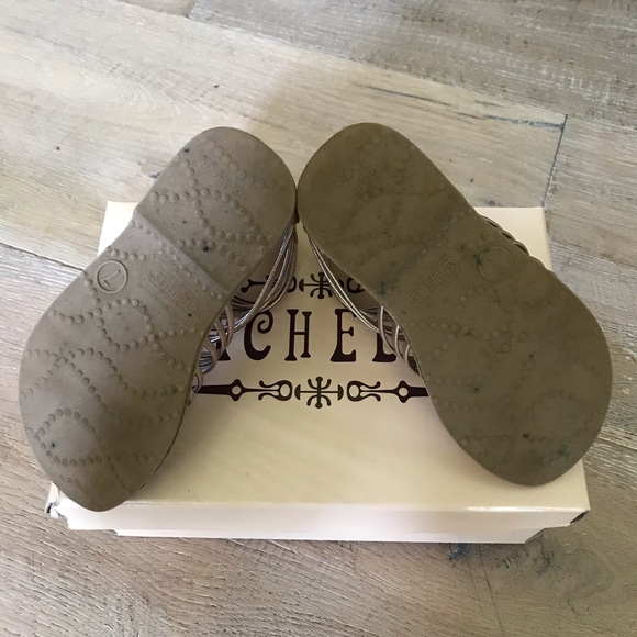 Toddler Gladiator Sandals - Picture 4 of 5